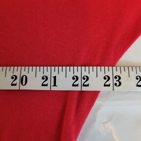 Zeana Signature Red Top Size 1X - Picture 7 of 10